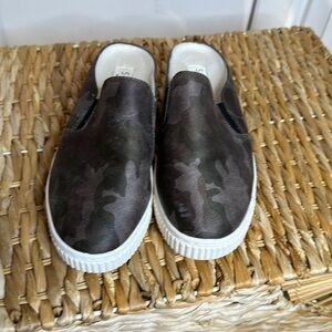 Soul by Naturalizer‎ Mules  size 6 wide